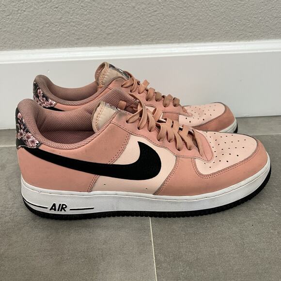 Nike Air Force 1 '07 LE Mens 10.5 Cherry Blossom Floral Sneaker Shoes CU6649-100 - Picture 1 of 6